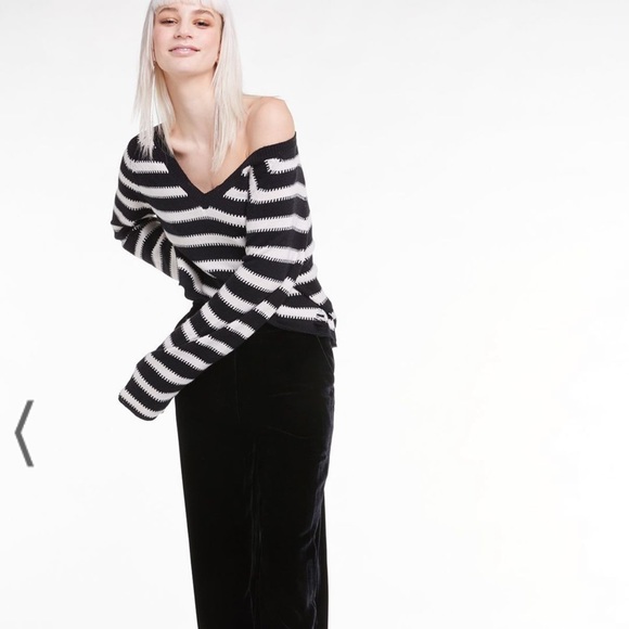 Wildfox Leanne Sweater, Optic Stripe, Night Vanilla, Black/White Striped, L - Picture 5 of 11